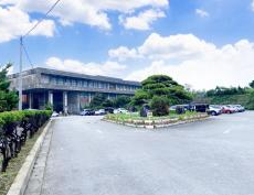 浦添市立仲西中学校